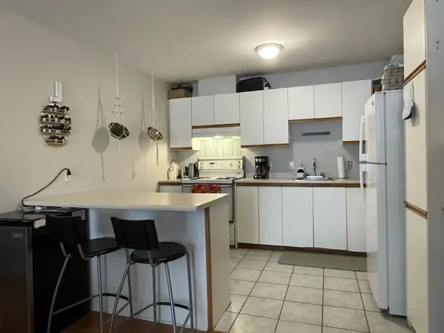 Style Condo 4 1/2 bon secteur