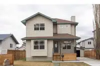 ISO 3 Bedroom house between Edson and Hinton. 