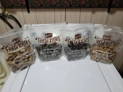 Merrick, Fresh Kisses Brush Dog Treats, View more