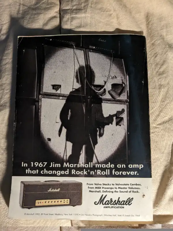 Guitar world- nirvana in Arts & Collectibles in West Island - Image 5