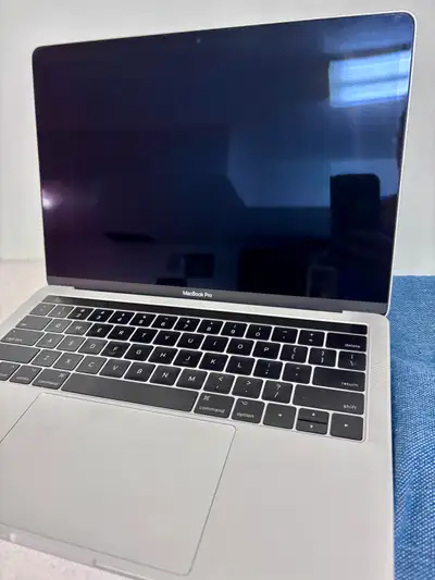 Apple MacBook Pro 13” (2017), View more