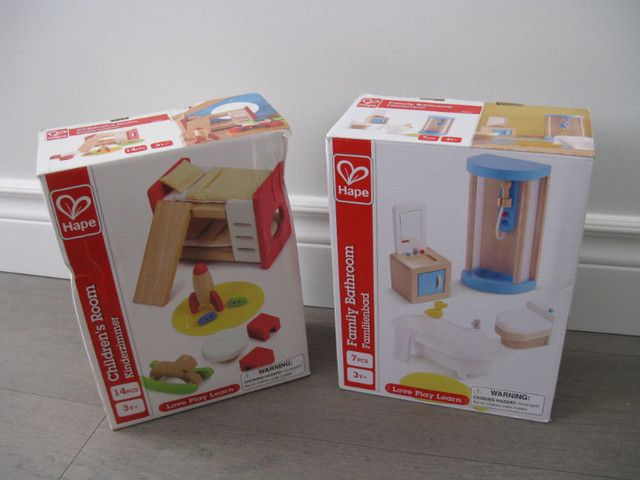 Wooden Toy Playsets Lot of 4 New in Toys & Games in Mississauga / Peel Region - Image 2