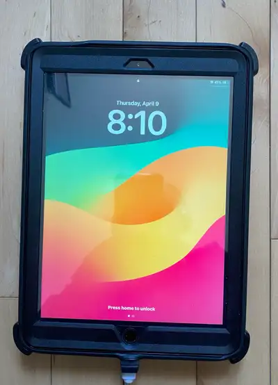 apple iPad 6th generation with case in very good condition, View more