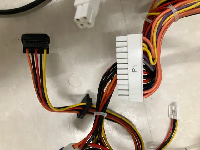 DELL HP-P2507FWP3 U4714 250W POWER SUPPLY in System Components in Calgary - Image 5