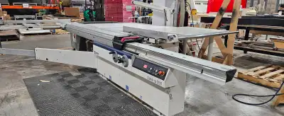 SCM SI350 Sliding Table Saw, View more