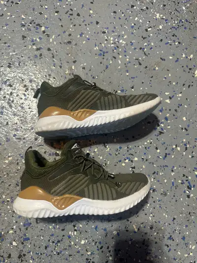 Kids Size 2.5 Shoes , View more