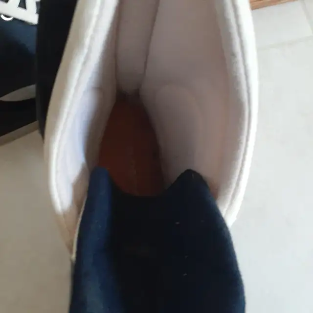 VINTAGE 1980's LANGE Molded Men's Ice Hockey Skates -Size 10 in Skates & Blades in Winnipeg - Image 4