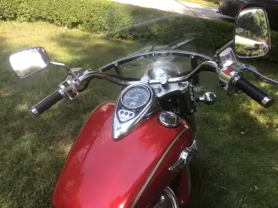 ONE OWNER PURCHASED NEW 2001 / FROM SHOW ROOM, COMES WITH HELMET AND MANUAL / LOW KILOMETRES / INSTA...