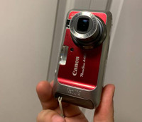 Canon PowerShot A460 5.0MP Digital Camera Red