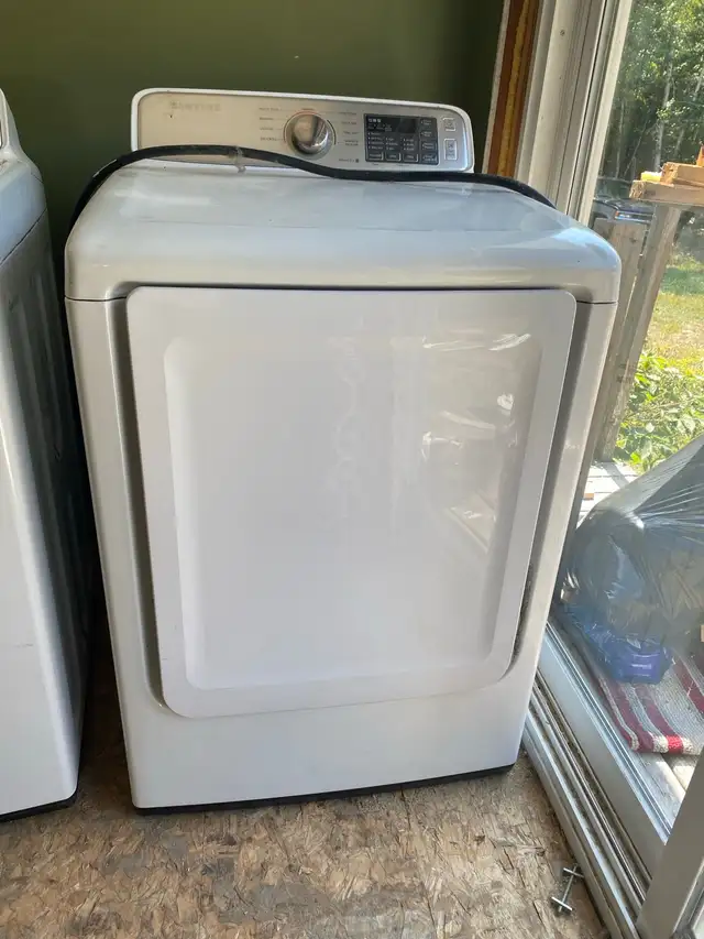 Samsung washer and dryer set in Washers & Dryers in Bridgewater - Image 3