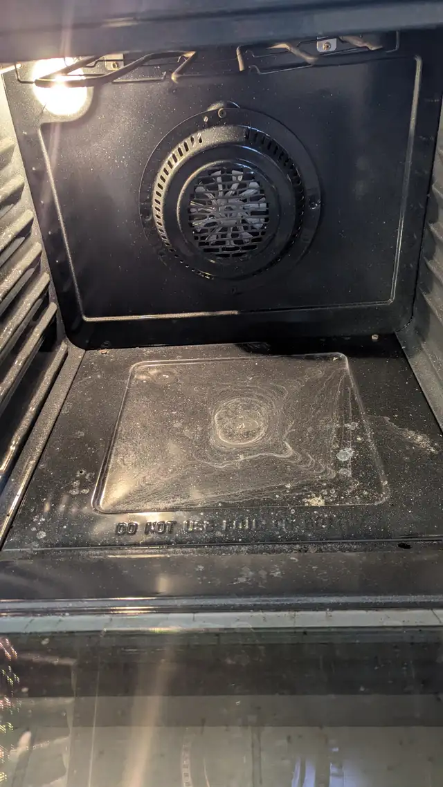 Frigidaire Gallery Induction /Convection stove with Air Fry in Stoves, Ovens & Ranges in City of Halifax - Image 4