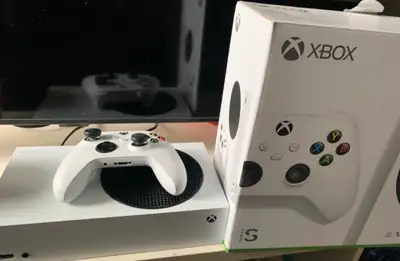 Xbox Series S, View more