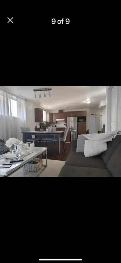 4 . 5 apparemment 5256 Jack Plant chomedy Laval, 2 bedrooms 1 toilet including jacuzzi and shower, o...