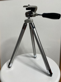 Giottos Compact Tripod with 3-Way Head