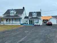 Maison Centenaire entièrement rénové à Grande Vallée  Gaspésie