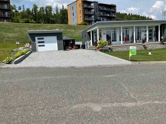 Jumelé moderne — photo 1