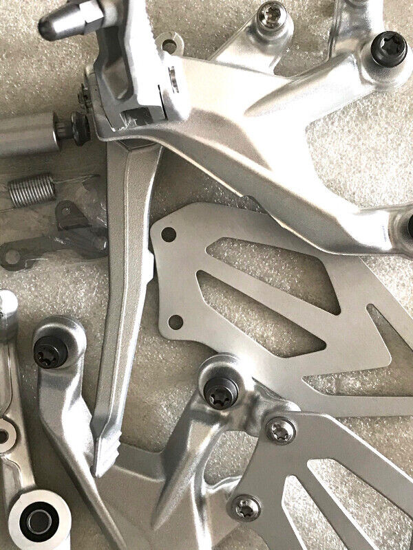 NEW BMW s1000rr oem rear sets brake pedal pegs foot controls in Other in City of Toronto - Image 2
