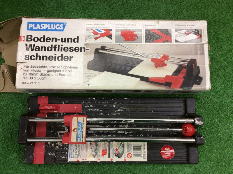 Plasplugs ProTiler Floor And Wall Tile Cutter Hand Tools Calgary