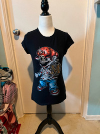 WOMENS MEDIUM TEES(MARIO/POKEMON/LOST BOYS)