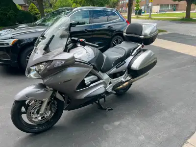 Looking for a sport touring bike? Look no further. This bike has been immaculately maintained, with...