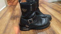 Milwaukee Boots Size 9D mens