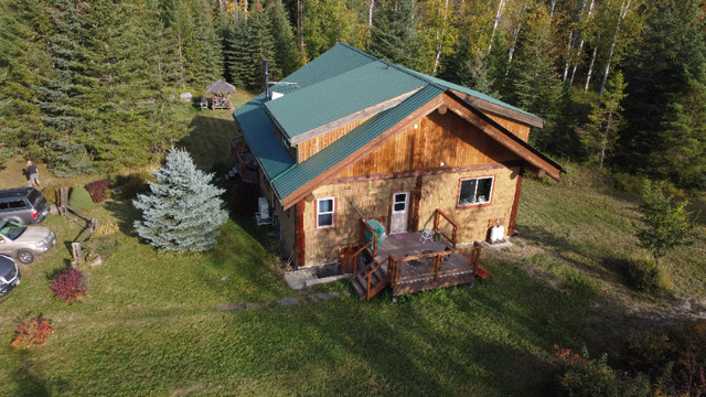 HOME, STUDIO, GARAGE plus POLE BARN. Timber Frame 9.75 acres in Houses for Sale in Vernon - Image 2