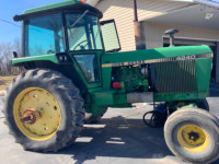 4240 JD tractor