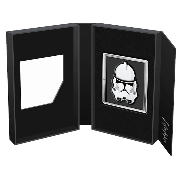 2022 CLONE TROOPER PHASE II FACES OF THE EMPIRE SILVER COIN in Arts & Collectibles in Oshawa / Durham Region - Image 3