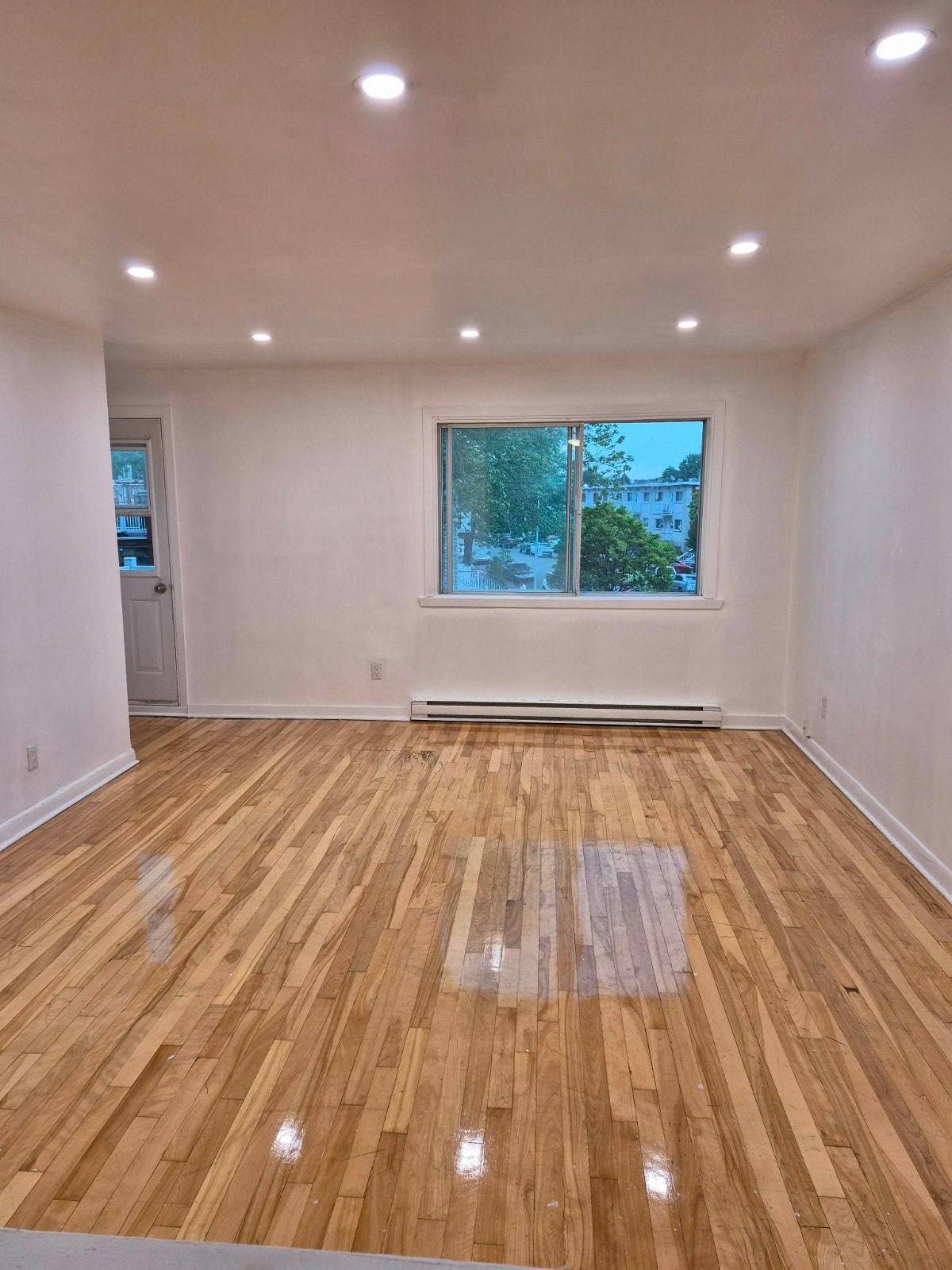 1654 Rue Marie-Claire — photo 3