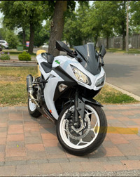 2015 Kawasaki Ninja® 300 ABS Special Edition