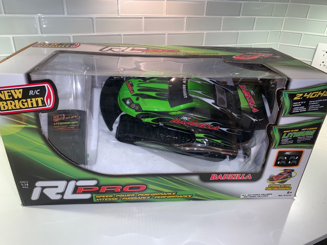 1:14 Scale RC Pro Badzilla Race Car in Toys & Games in City of Toronto
