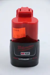 Milwaukee 48-11-2420 M12 REDLITHIUM 2.0 Compact Battery Pack (#1
