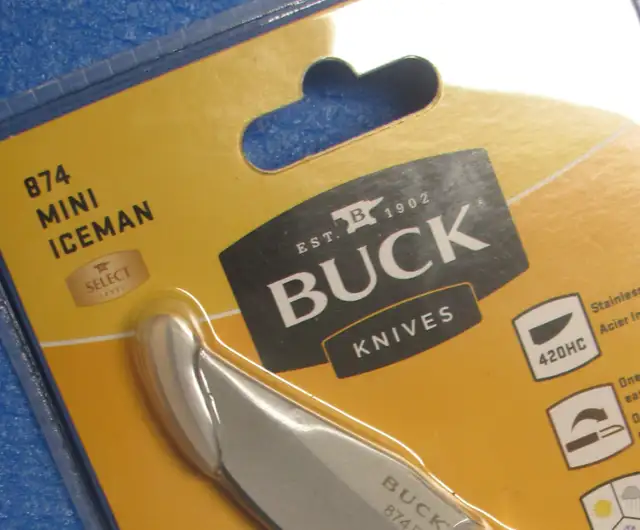New BUCK MINI ICEMAN Folding Knife in Fishing, Camping & Outdoors in Muskoka - Image 10