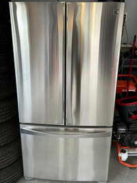 Kenmore Elite 27 cubic feet refrigerator