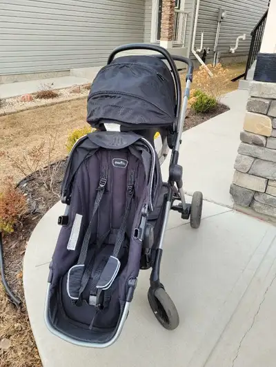 I'm selling an Evenflo stroller travel system in very good condition, perfect for parents on the go,...