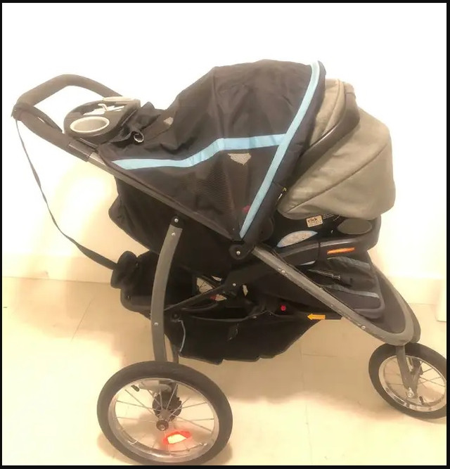 Baby Stroller/Jogger in Strollers, Carriers & Car Seats in City of Halifax - Image 2