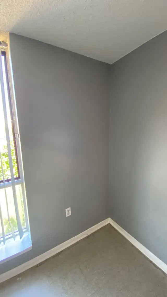 PAINTER | DRYWALL REPAIR | HANDYMAN & HOME RENOVATIONS – OSHAWA in Painters & Painting in Oshawa / Durham Region - Image 5