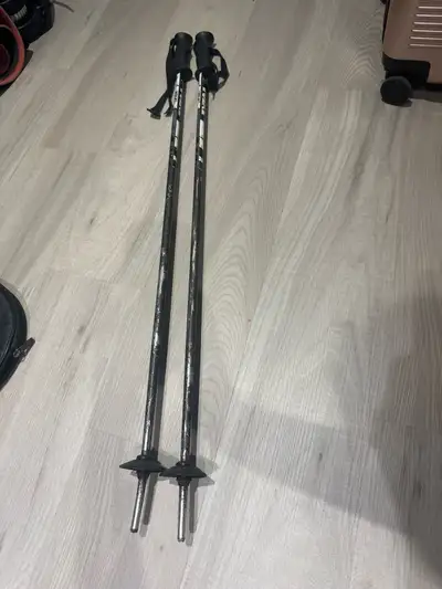 Selling a pair of used Volkl 90cm speed stick ski poles, perfect for your winter adventures! These p...