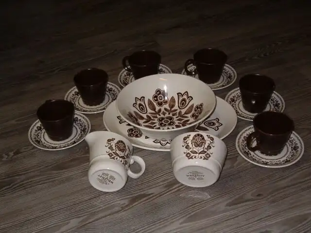 Pyrex ,dishware, vision , pots ,Aluminum pots in Kitchen & Dining Wares in Winnipeg - Image 4
