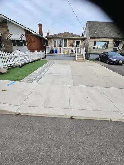 House for rent - 49 Delena Avenue South (upper unit) 7/1 or 8/1