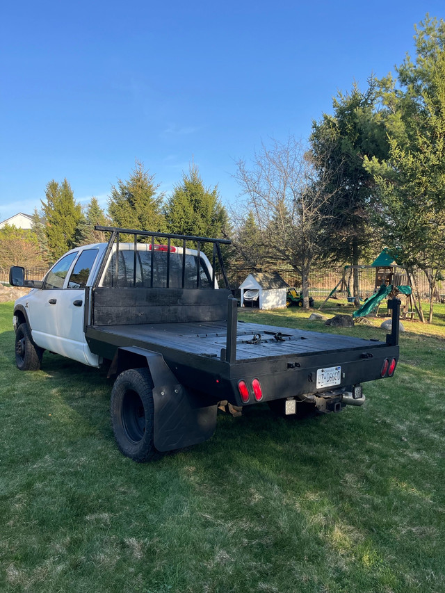 Dodge Ram 3500 Flatbed Hauler in Cars & Trucks in Oakville / Halton Region - Image 3