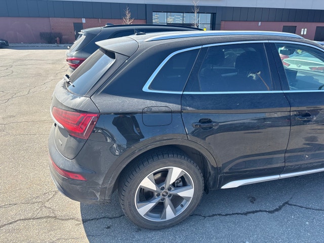 Audi Q5 Komort 4 cylinder SI engine 2.0L — photo 2