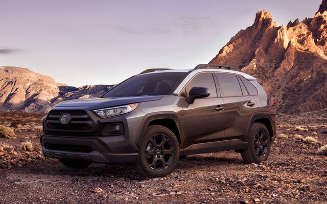 2020 Toyota RAV4 Trail AWD (wanted) in Cars & Trucks in City of Toronto - Image 2