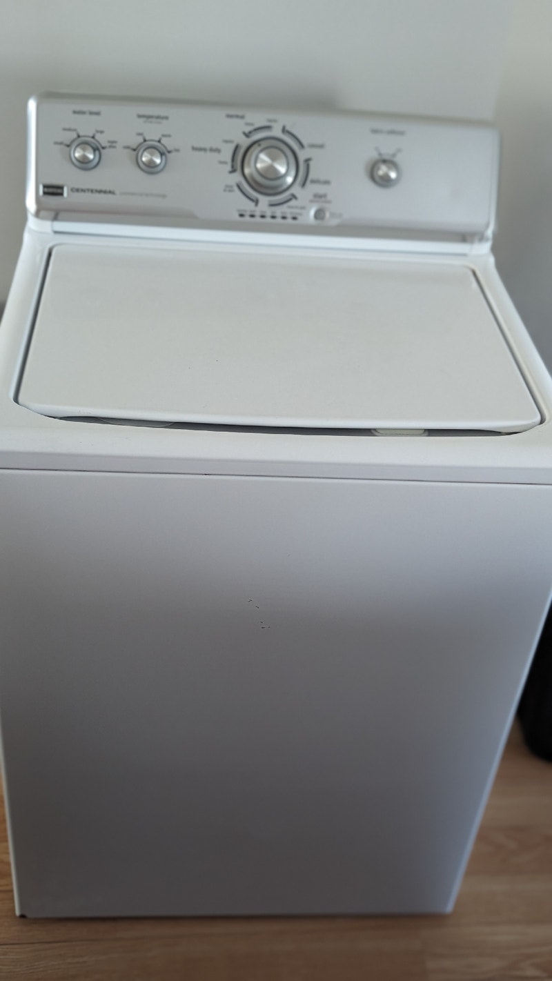 Commercial Maytag washer machine Great For Parts Washers & Dryers