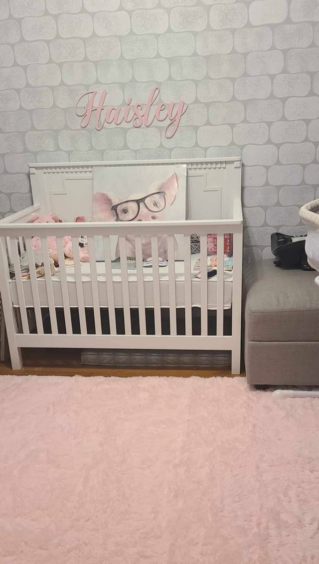 Crib, mattress and acessories  in Cribs in St. Catharines - Image 2