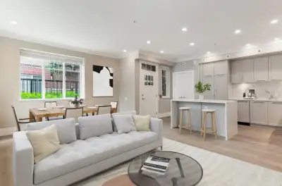 - 2021 built garden flat in the peaceful, family friendly neighbourhood of Winona park, where stunni...