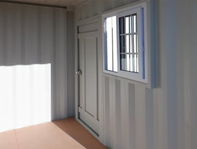 Conteneurs 7' avec 1 Porte et 1 Fenêtre, View more