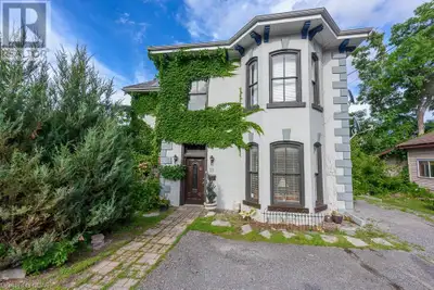 Bright 2 Bedroom + Den Upper Unit for Rent – Downtown Belleville 11 Isabel St, Belleville, ON Enjoy...