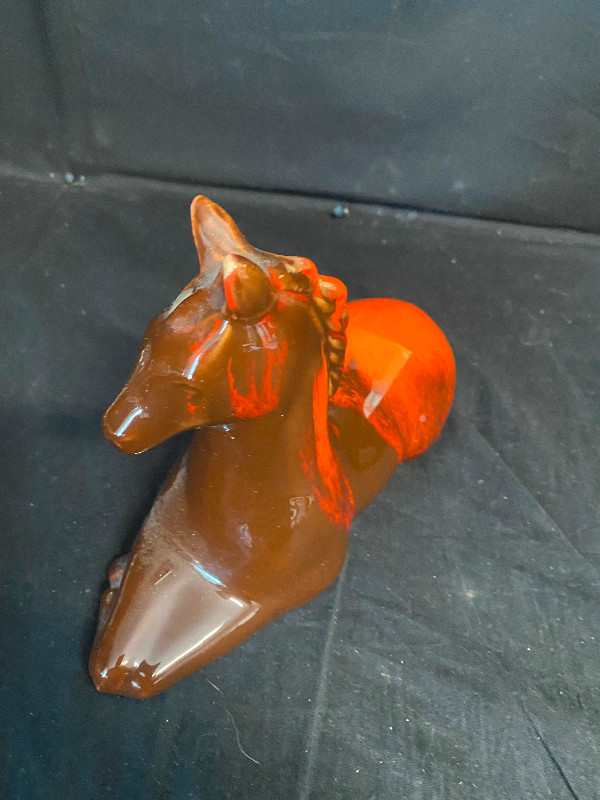Blue Mountain Pottery Horse in Arts & Collectibles in Moncton - Image 3