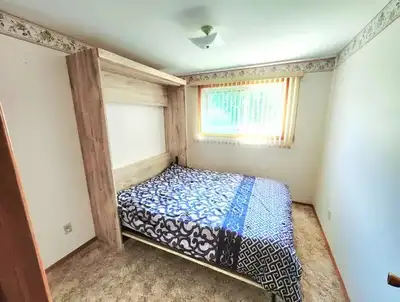 private room in main floor for rent - close to conestoga college